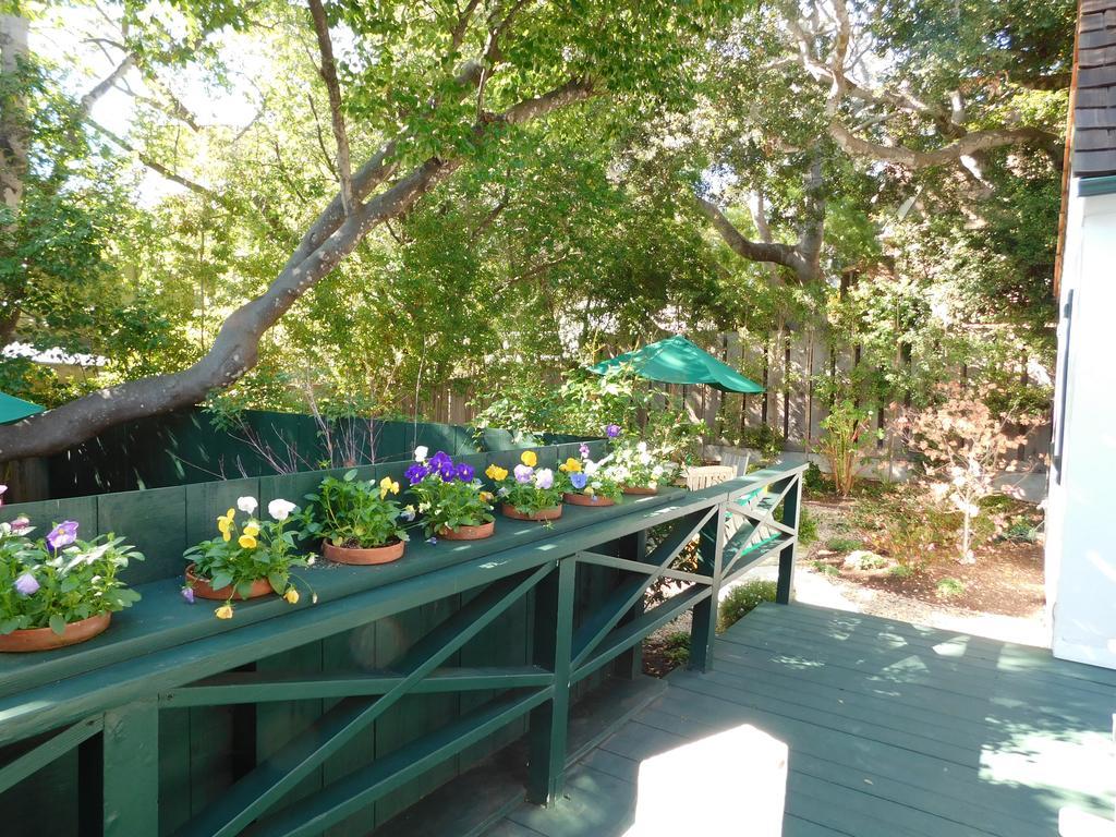 Lincoln Green Inn Carmel-by-the-Sea エクステリア 写真